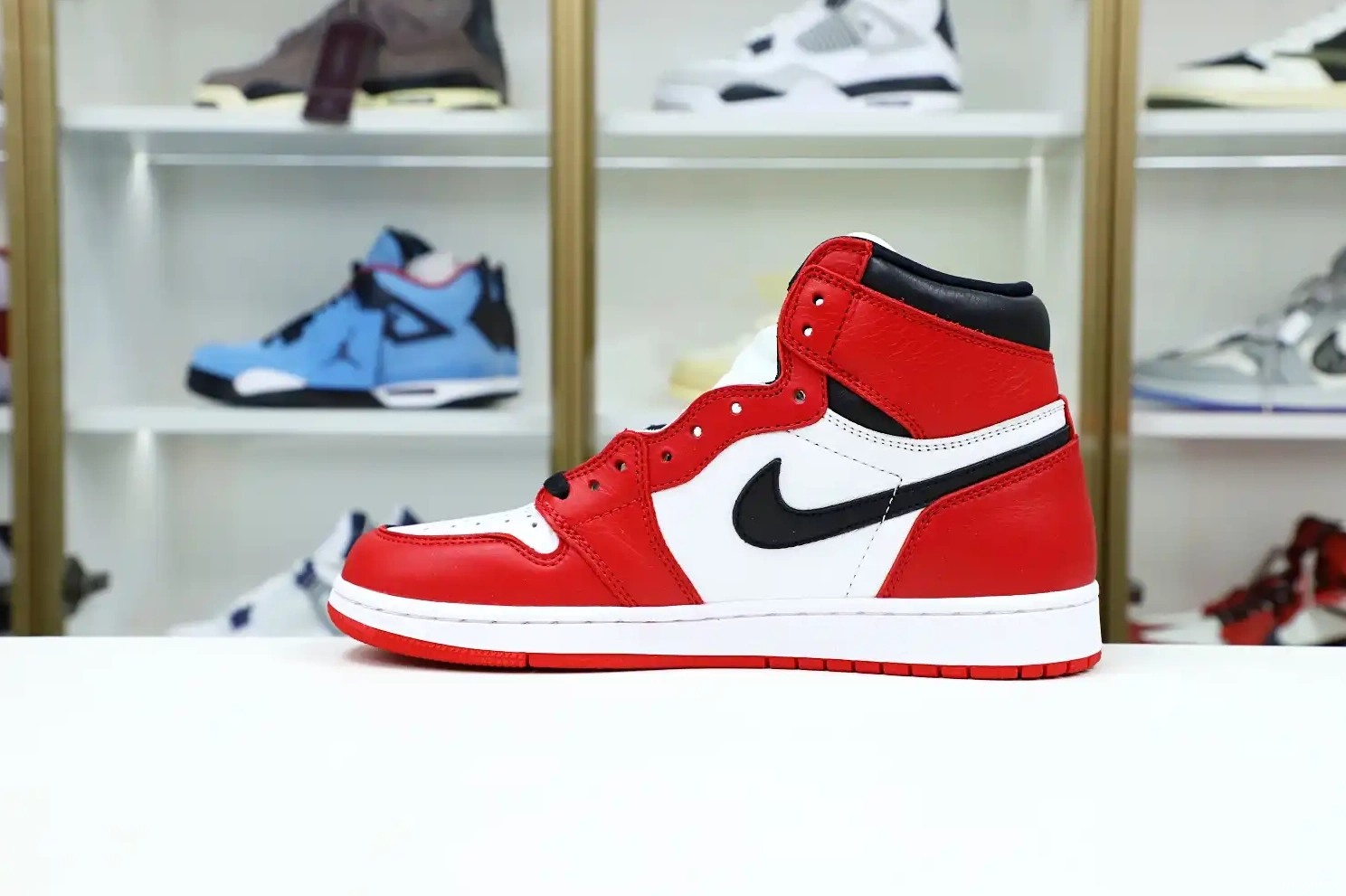 EXCLUSIVE AIR HOME' NRG HIGH 1 RETRO JORDAN OG CHICAGO TO 'HOMAGE Kimikick 0814